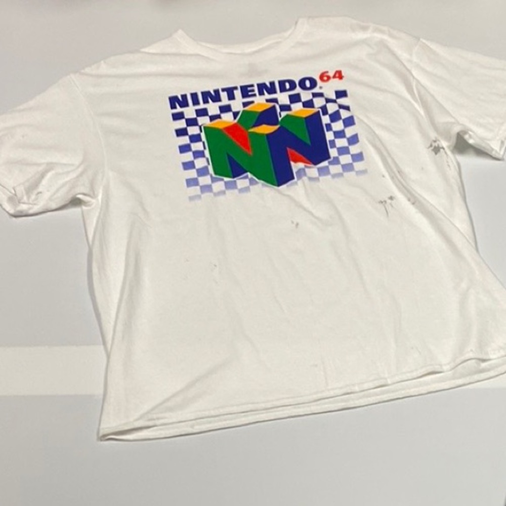 A pair of pants and a size XL shirt